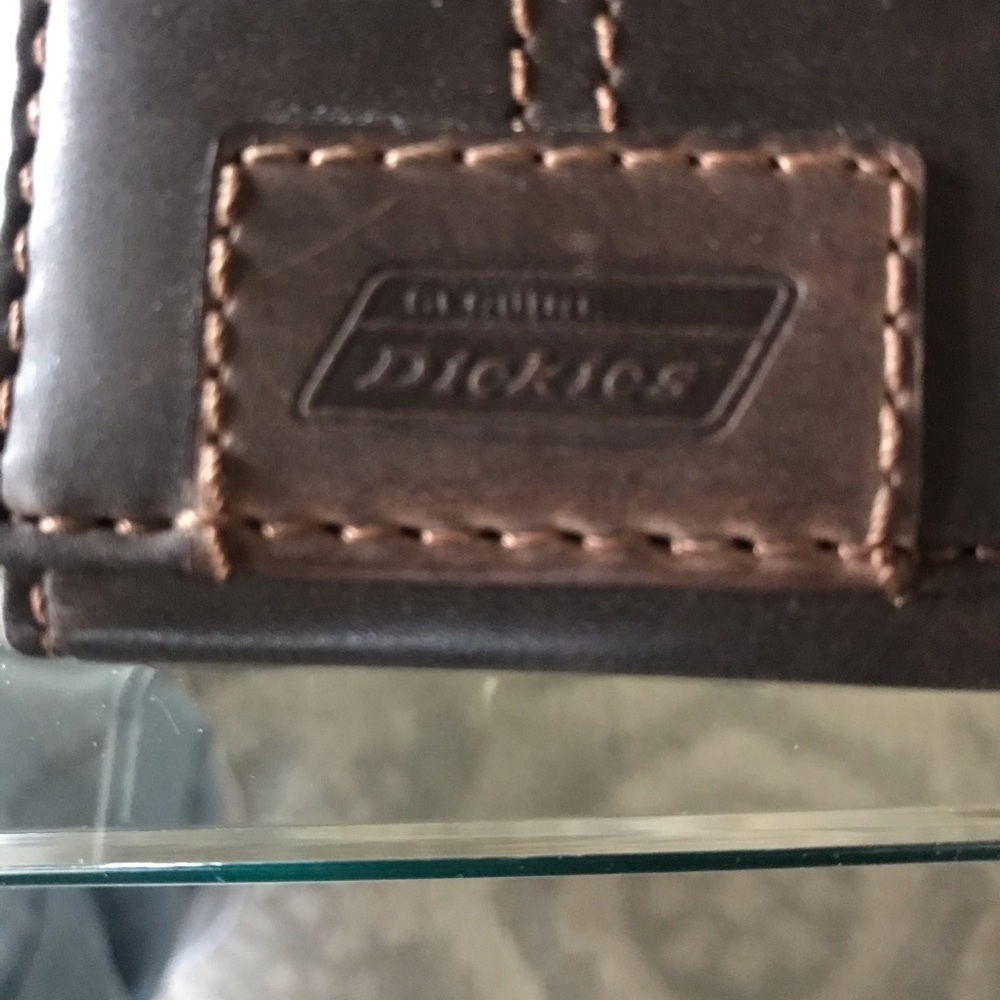 Dickies Mens Brown Leather Wallet